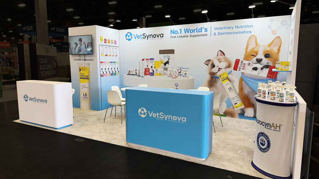 10x20 Modular Trade Show Booth Exhibit Rental – Includes Upgraded Wooden Counter